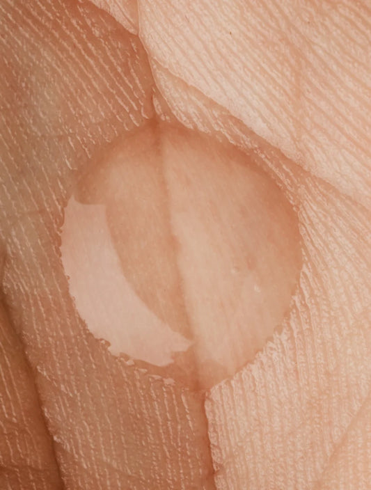 Feuchtigkeitsgel mit Niacinamid