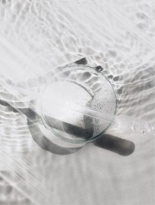 Reinigendes Gesichtswasser