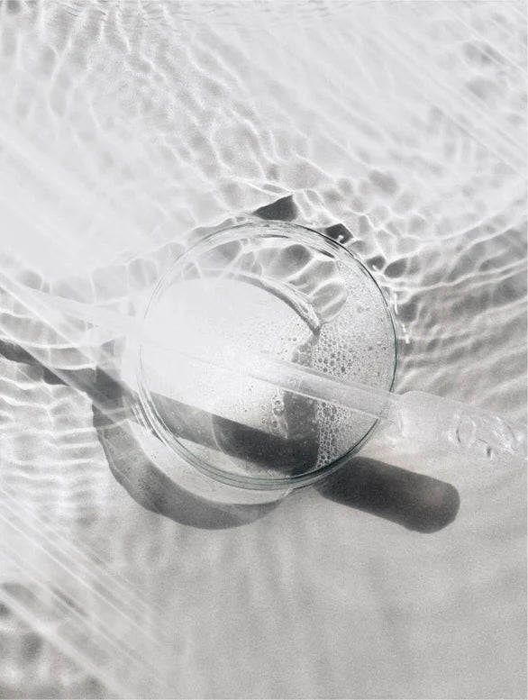 Reinigendes Gesichtswasser